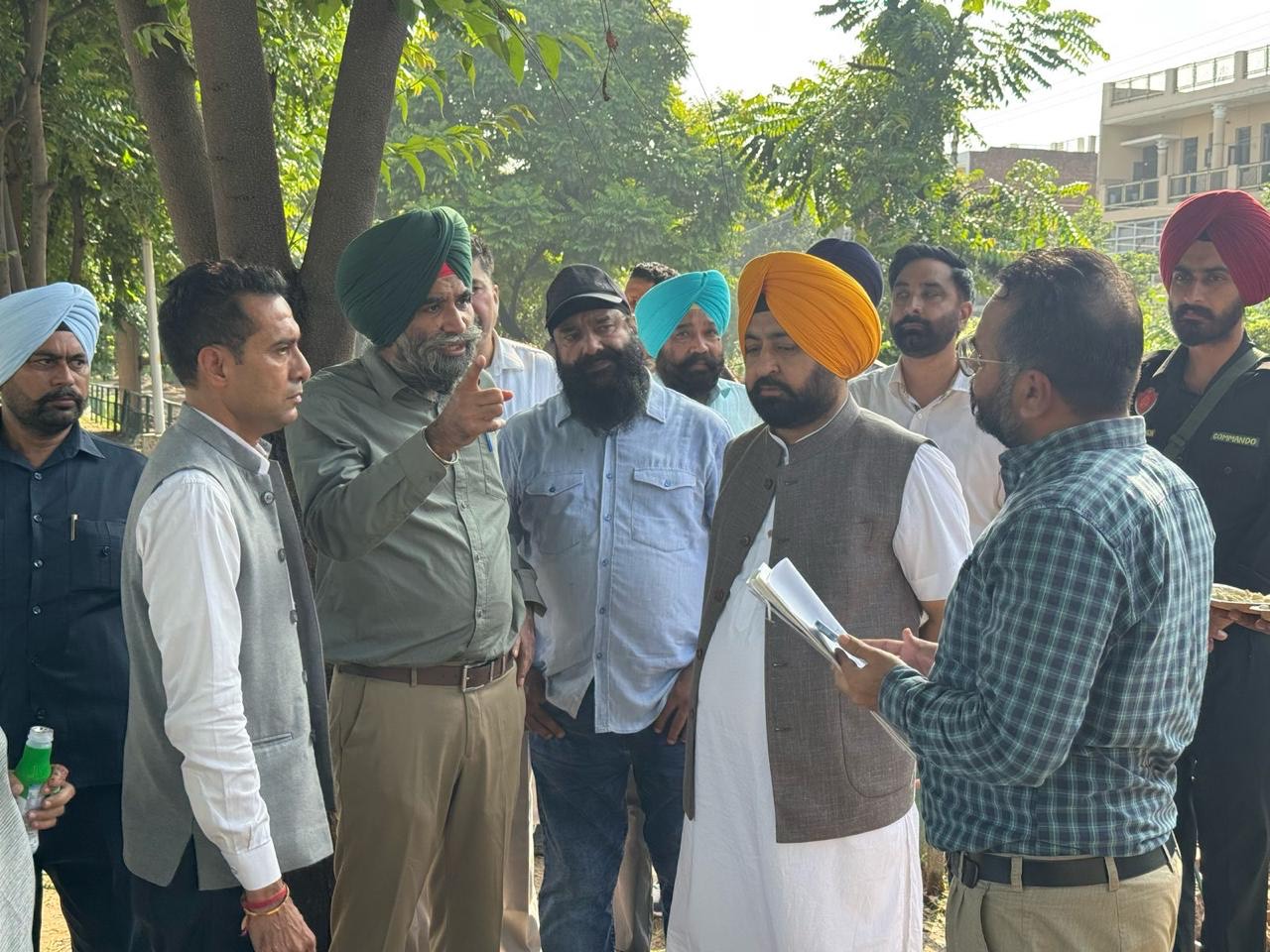 ਬੀਨਟ ਮੰਤਰੀ ਹਰਦੀਪ ਮੁੰਡੀਆ ਨੇ ਫੇਸ 11 ਮੋਹਾਲੀ ਵਿੱਚ ਚੱਲ ਰਹੇ ਵਿਕਾਸ ਕਾਰਜਾਂ ਦਾ ਲਿਆ ਜਾਇਜ਼ਾ